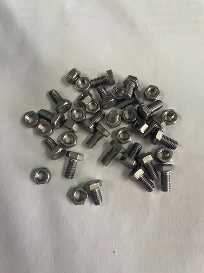 Bouten en moeren M6 x 12 mm 20 stuks